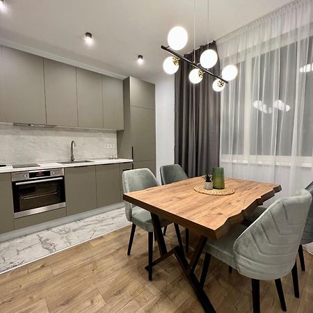 Vanquish Central Apartment Varna Exteriér fotografie