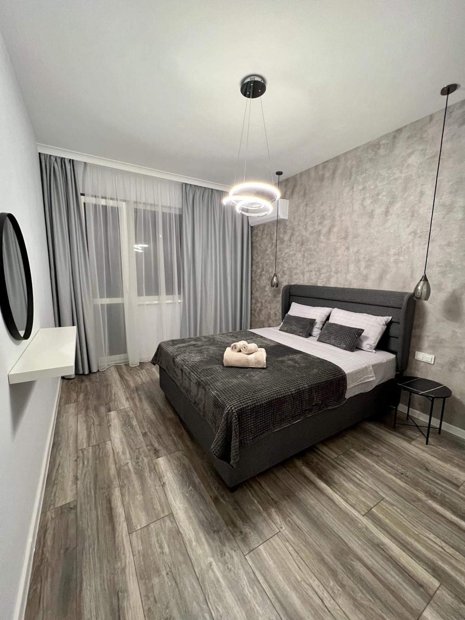 Vanquish Central Apartment Varna Exteriér fotografie